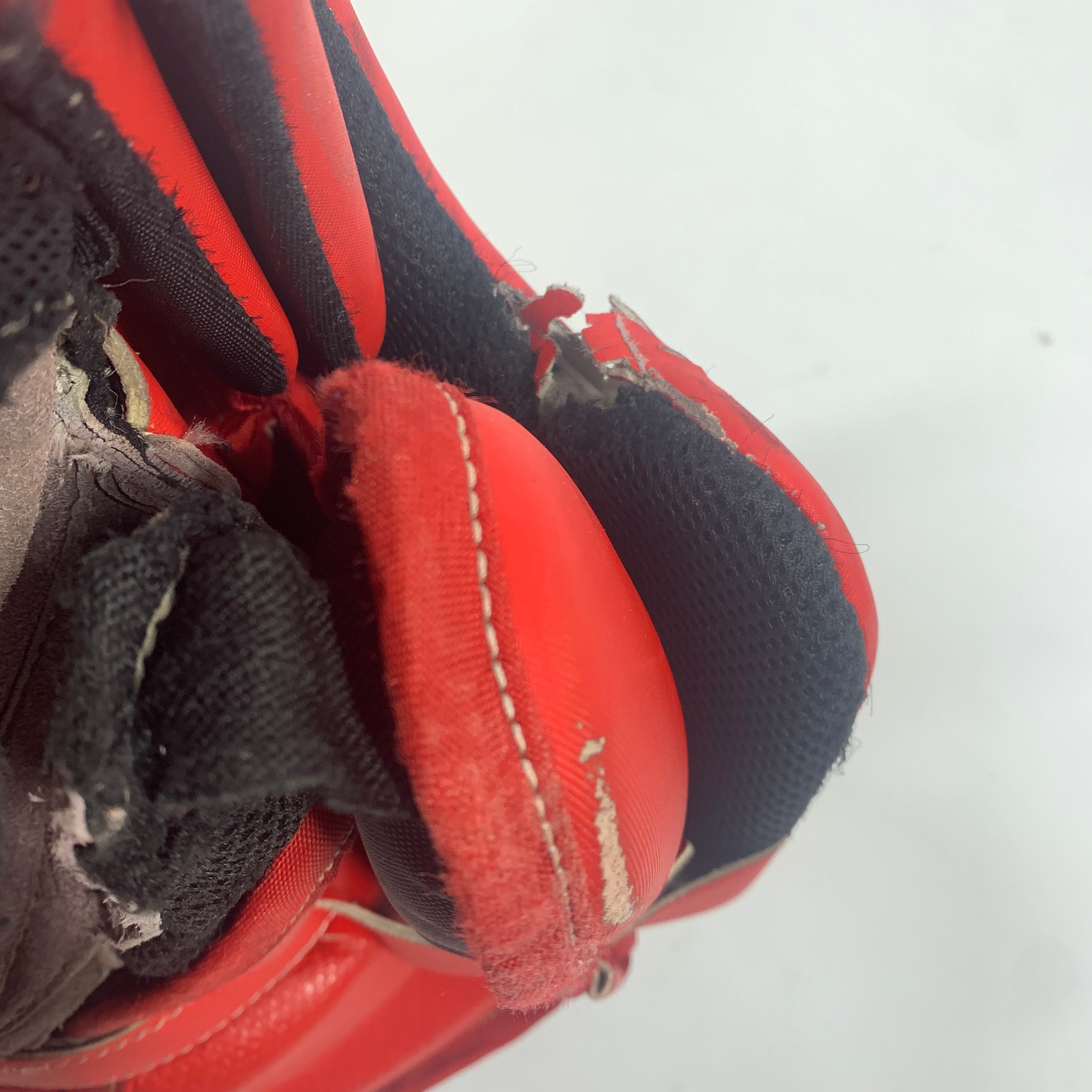 CCM AXIS - Bloqueur de gardien de but Pro Stock d'occasion (rouge)
